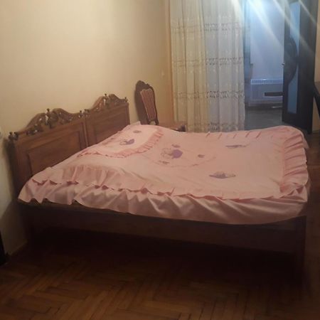 Madona'S House Διαμέρισμα Μπατούμι Εξωτερικό φωτογραφία
