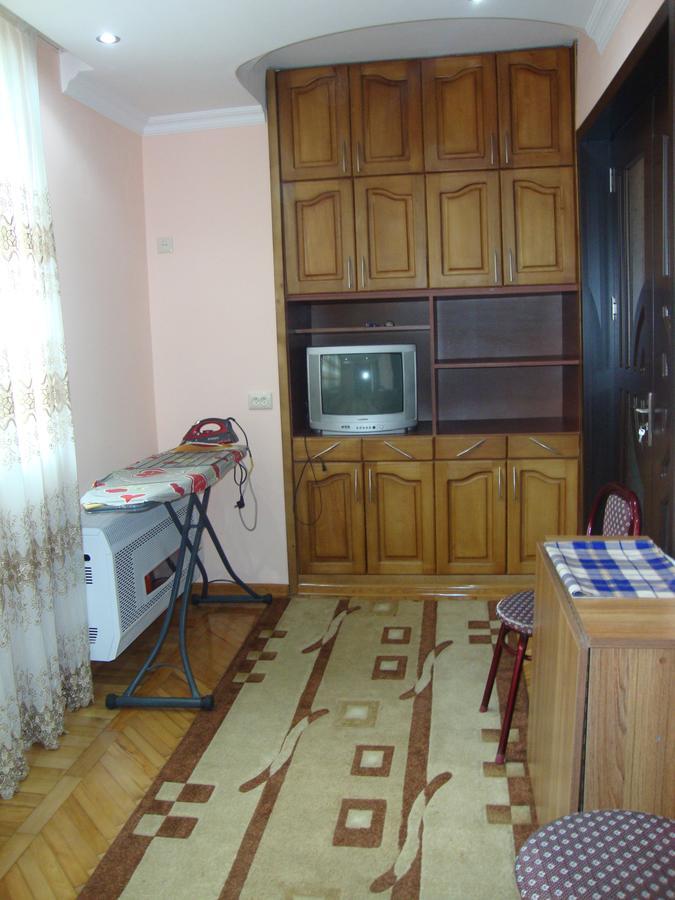 Madona'S House Διαμέρισμα Μπατούμι Εξωτερικό φωτογραφία