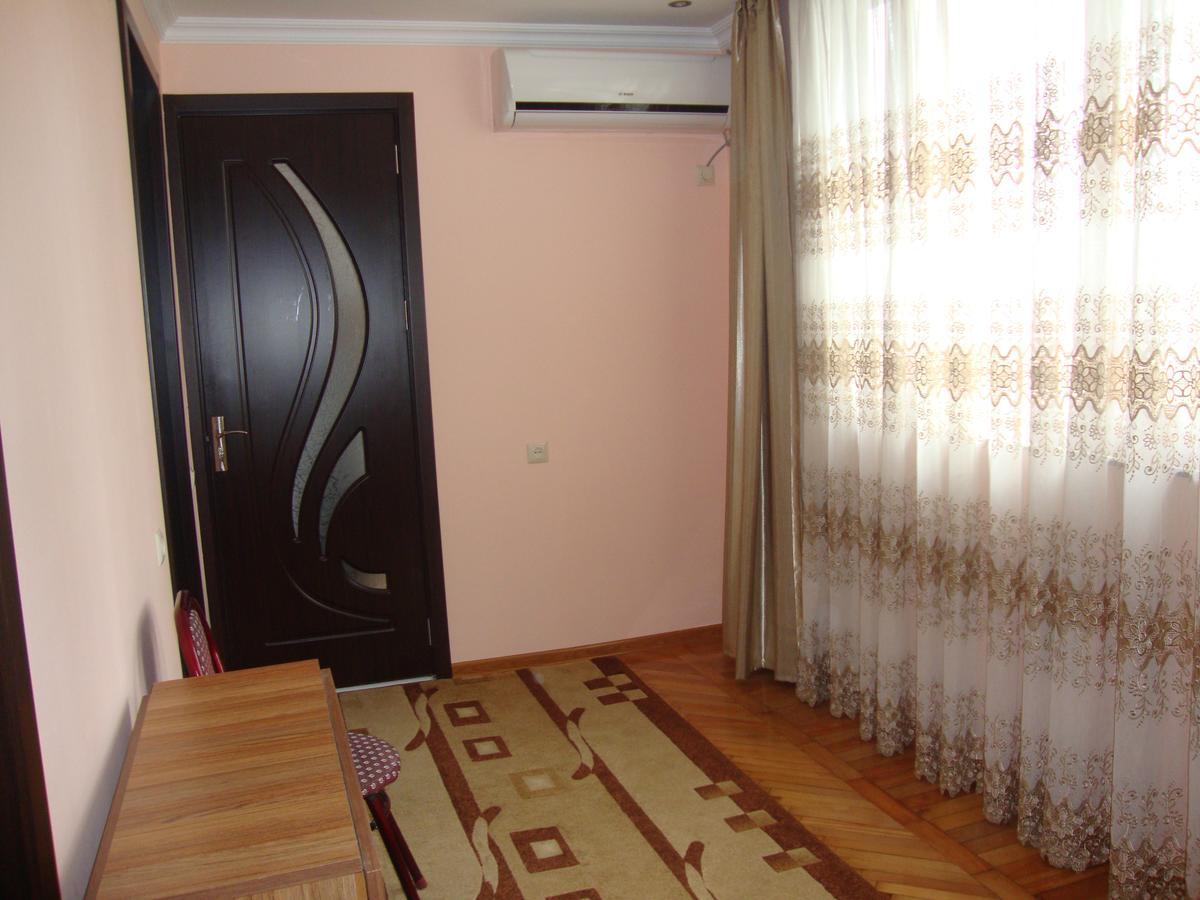 Madona'S House Διαμέρισμα Μπατούμι Εξωτερικό φωτογραφία